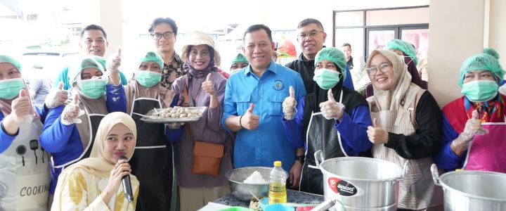 KKP Berdayakan Istri Nelayan Jadi Pelaku Usaha Pengolahan Ikan